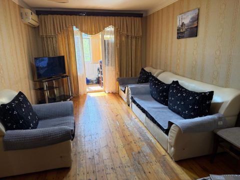 Satılır 3 otaqlı köhnə tikili 65 m² — Mənzil
