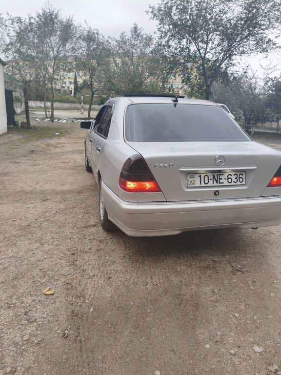 Mercedes C 220, 2.2 L, 1995 il, 631 283 km 10-NE-636 — Avtomobillər, Bakı (8)