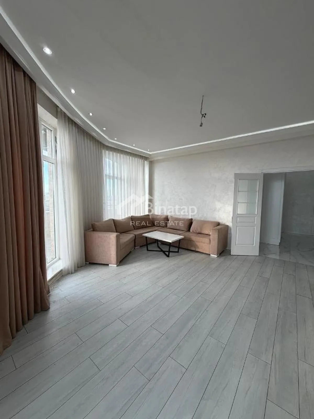 Satılır 3 otaqlı yeni tikili 120 m², İnşaatçılar metrosu, Yasamal rayonu — Mənzil, Bakı (4)