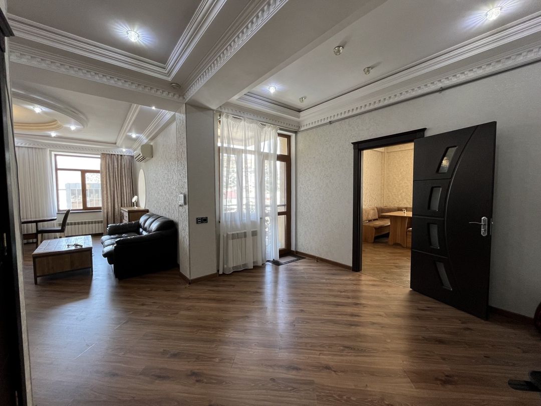 Satılır 4 otaqlı yeni tikili 167 m² — Mənzil, Bakı (12)