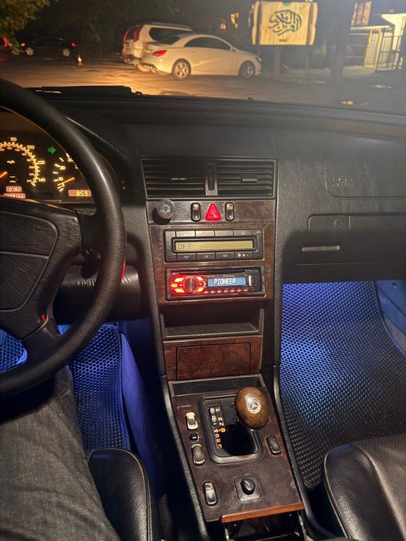 Mercedes C 230, 2.3 L, 1998 il, 245 250 km — Avtomobillər, Bakı (5)