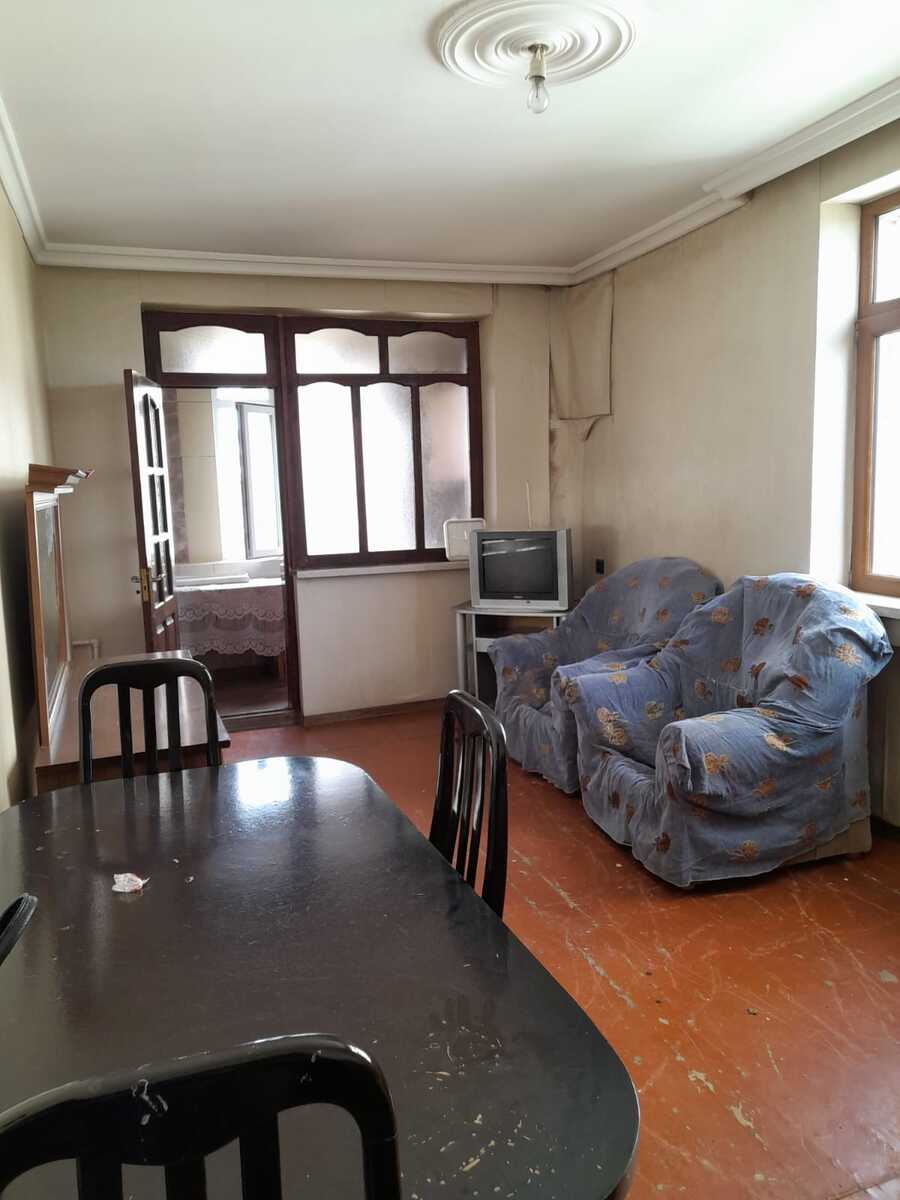 Satılır 2 otaqlı köhnə tikili 50 m² — Mənzil, Bakı (2)