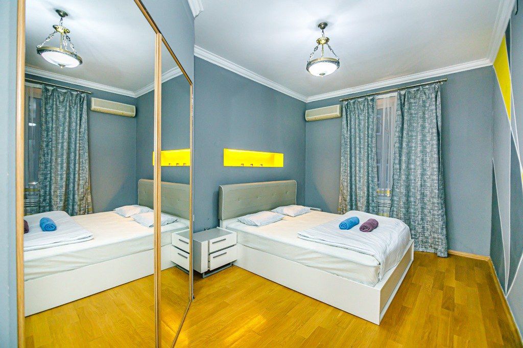 İcarəyə verilir 2 otaqlı köhnə tikili 75 m² — Mənzil, Bakı (10)