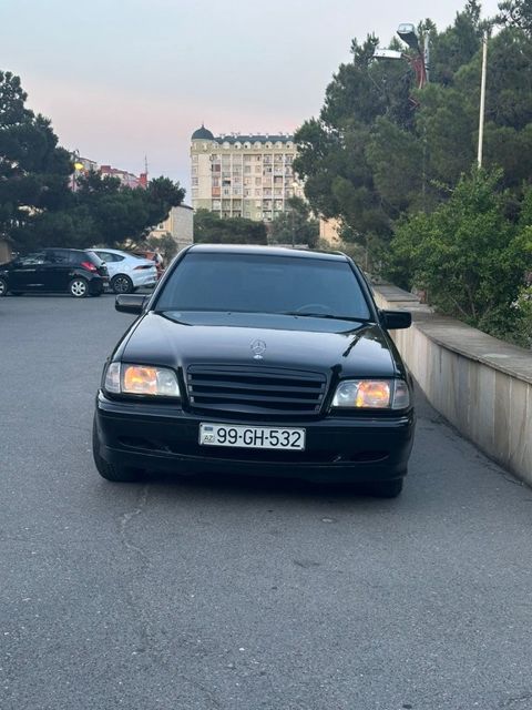 Mercedes C 180, 1.8 L, 1999 il, 320 000 km — 10 500 ₼ · Bakı · Avtomobillər Mercedes C 180, 1.8 L, 1999 il, 320 000 km — Bakı
