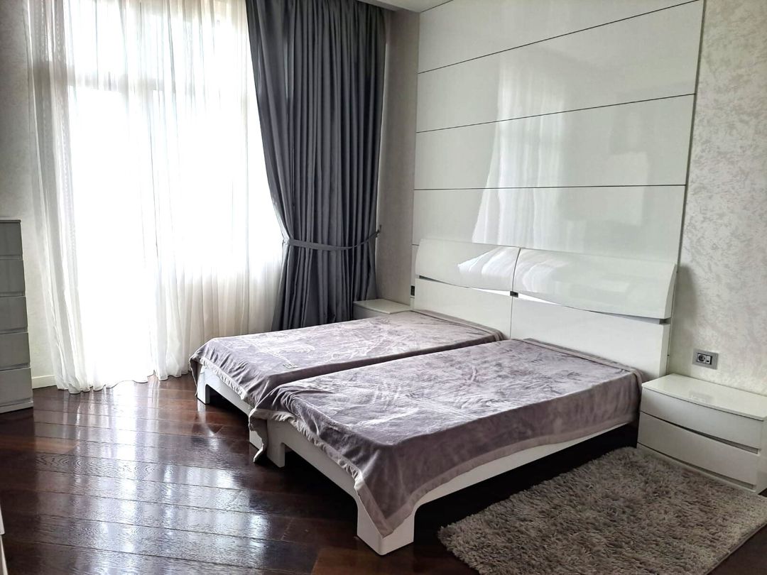 İcarəyə verilir 4 otaqlı yeni tikili 200 m² — Mənzil, Bakı (6)