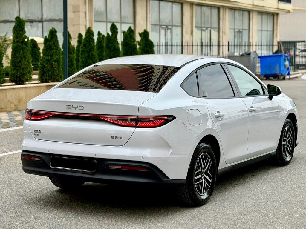 BYD Seal 05, 1.5 L, 15.87 kWh, 2025 il, 5 350 km — Avtomobillər, Bakı (5)