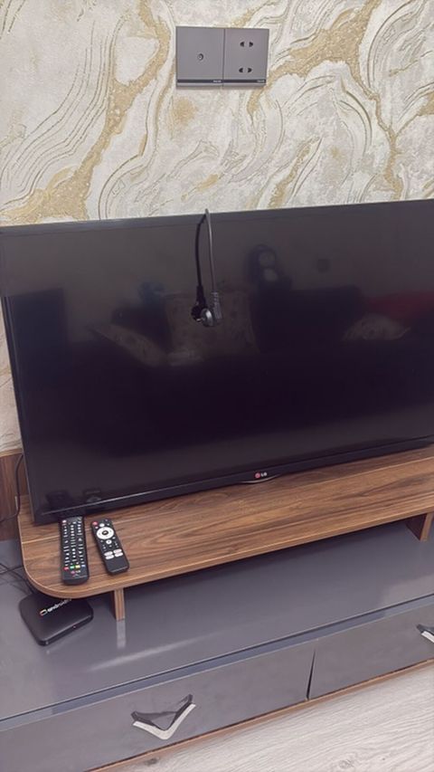 LG LED televizor - Ekran: 109 Hec bir problemi yoxdu — Xırdalan