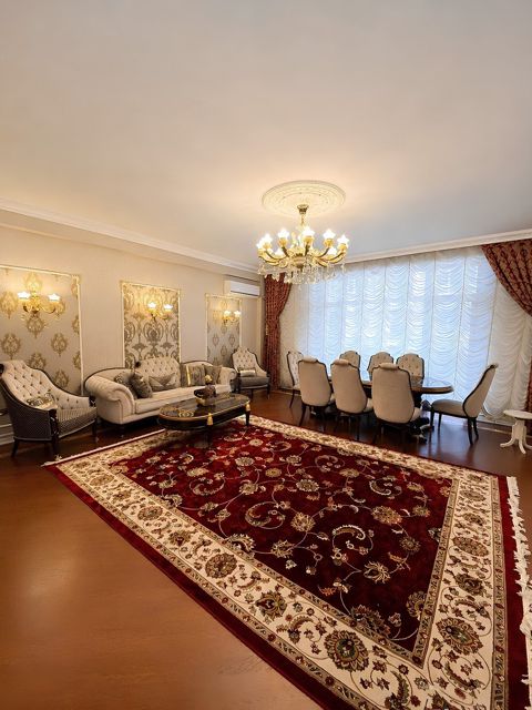 Satılır 4 otaqlı yeni tikili 214 m² — 640 000 ₼ · Bakı · Mənzil Satılır 4 otaqlı yeni tikili 214 m² — Bakı