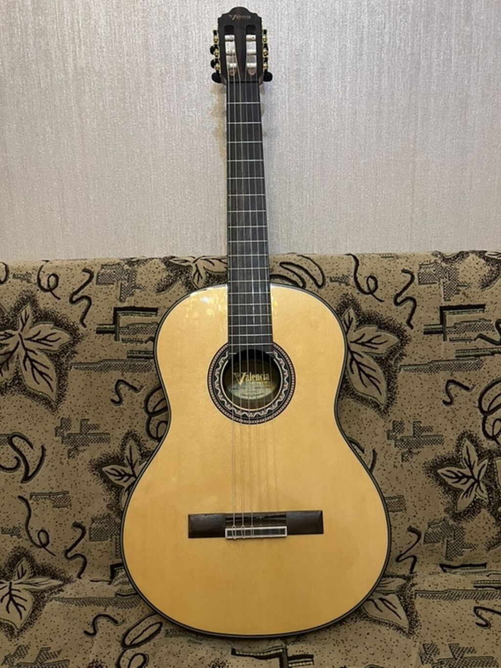 Valencia klassik gitara – model VC564 - Brend: Valencia (Established — Gitarlar və digər simli alətlər, Digah (4)