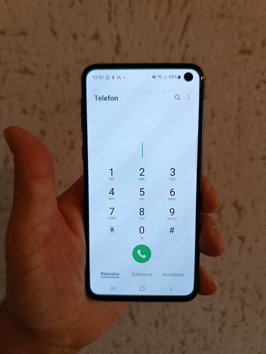 Samsung Galaxy S10e Prism Black 128GB/6GB — Smartfonlar, Sumqayıt (12)