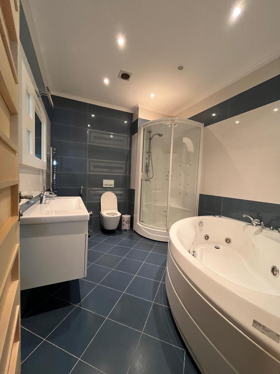 İcarəyə verilir 4 otaqlı yeni tikili 240 m² — Mənzil, Bakı (9)