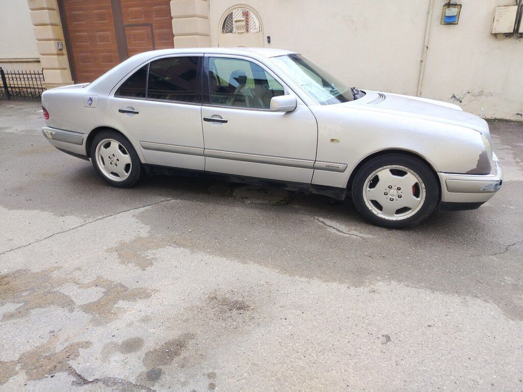 Mercedes E 200, 2.2 L, 1999 il, 500 450 km 99-KF-905 — Avtomobillər, Bakı (4)