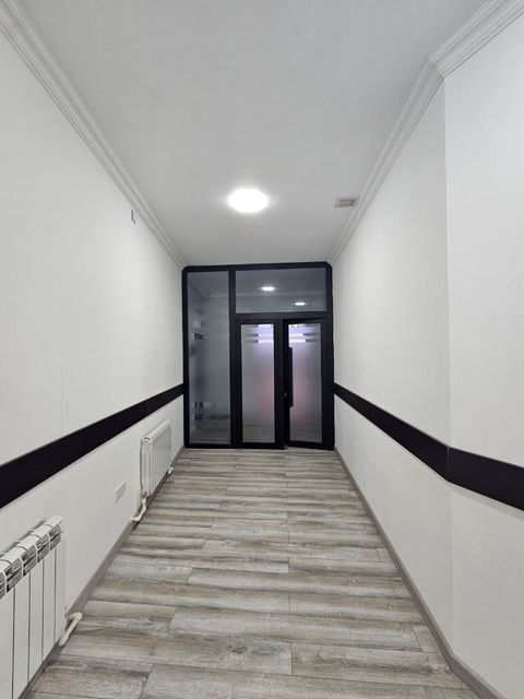 Ofis icarəyə verilir, 30 m², Xətai rayon,Babək prospektində, Bakı — Ibrahimova Aybeniz