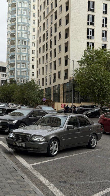 Mercedes C 200, 2.0 L, 1998 il, 457 800 km — Şirvan