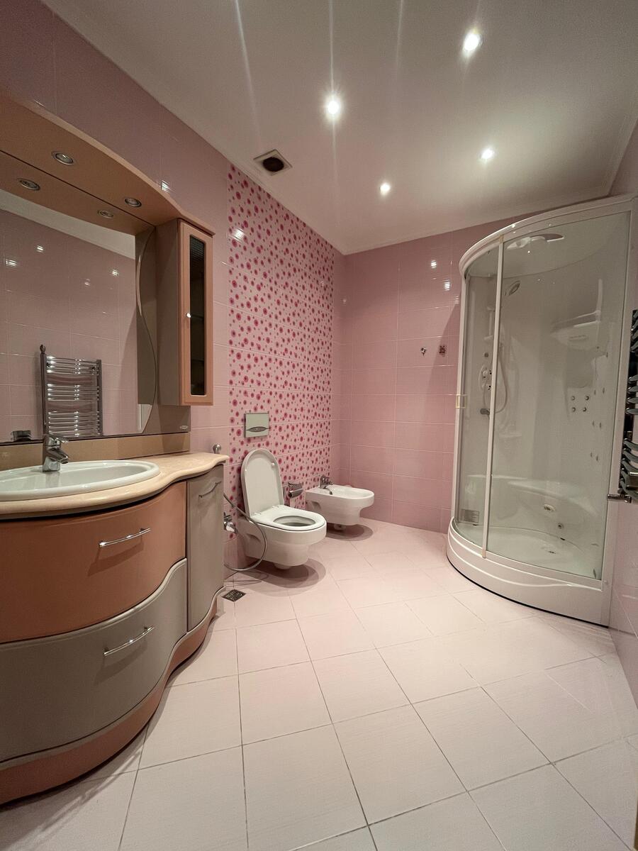 İcarəyə verilir 4 otaqlı yeni tikili 240 m² — Mənzil, Bakı (5)