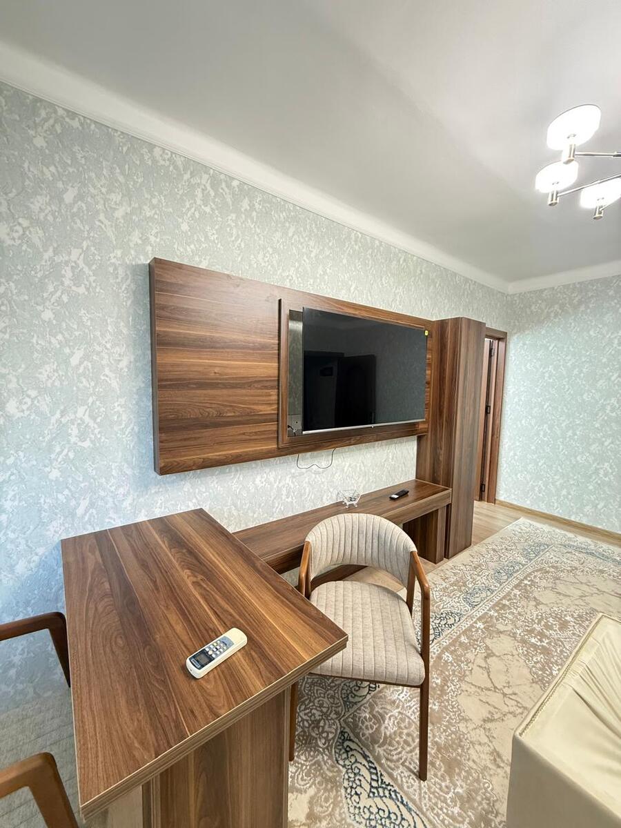 İcarəyə verilir 2 otaqlı köhnə tikili 55 m² — Mənzil, Bakı (3)