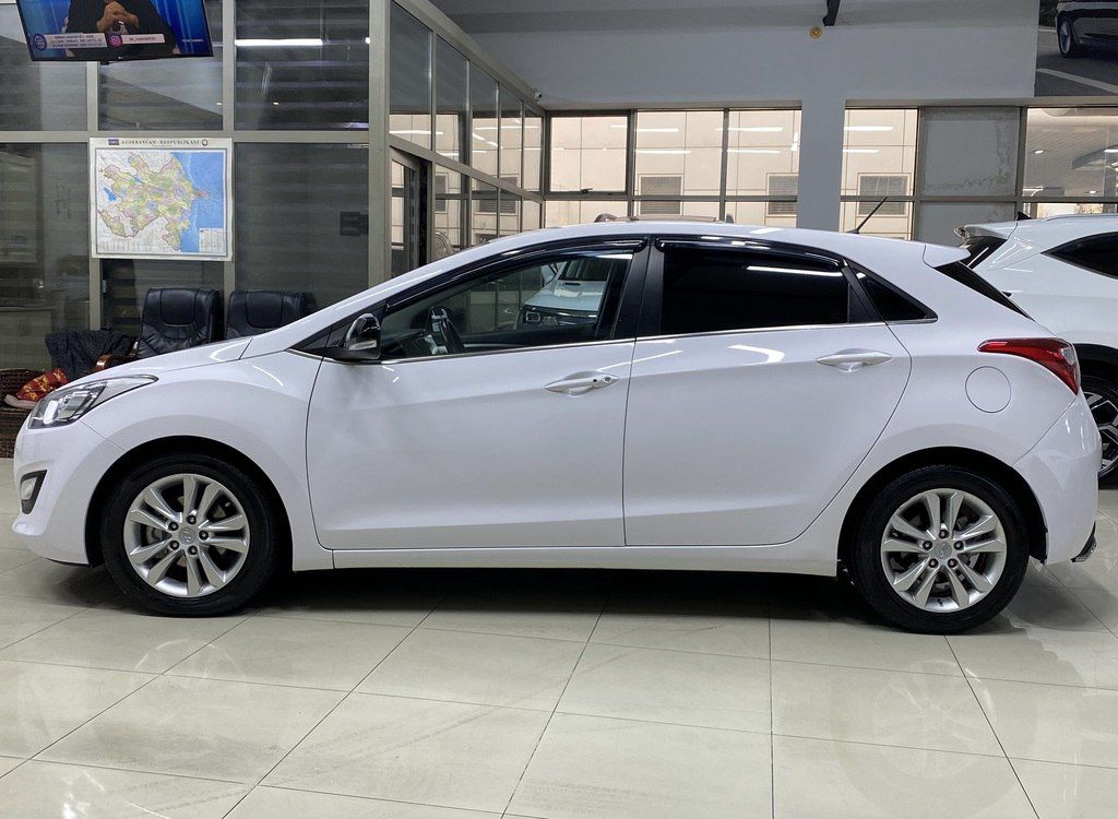 Hyundai i30, 1.6 L, 2014 il, 168 000 km — Avtomobillər, Sumqayıt (6)