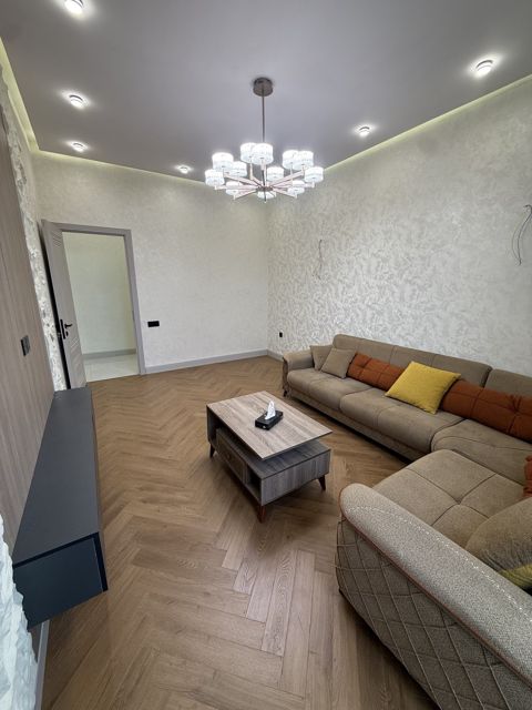 Satılır 2 otaqlı yeni tikili 85 m² — Bakı