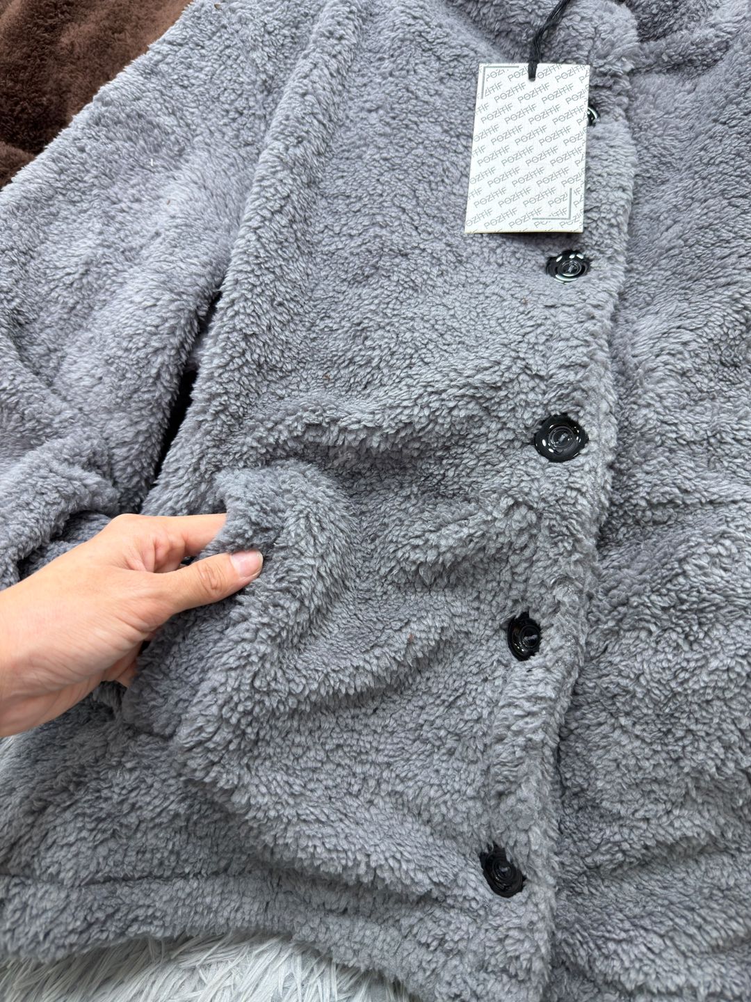 Növü Teddy — Qadın paltarı, Bakı (2)
