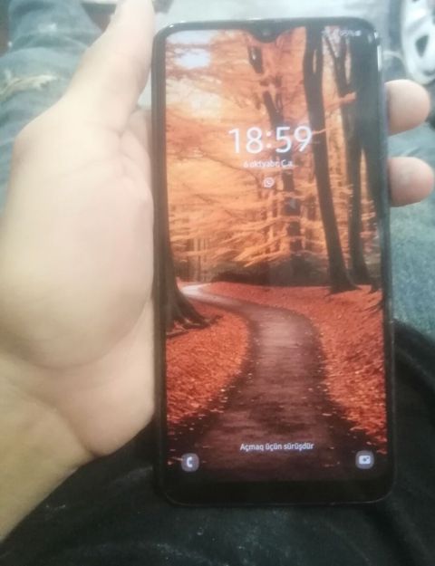 Samsung Galaxy A10, rəng - Göy, İki sim kartlı — 40 ₼ · Bakı · Samsung Samsung Galaxy A10, rəng - Göy, İki sim kartlı — Bakı