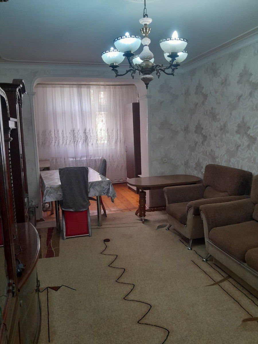 İcarəyə verilir 3 otaqlı köhnə tikili 75 m² — Mənzil, Bakı