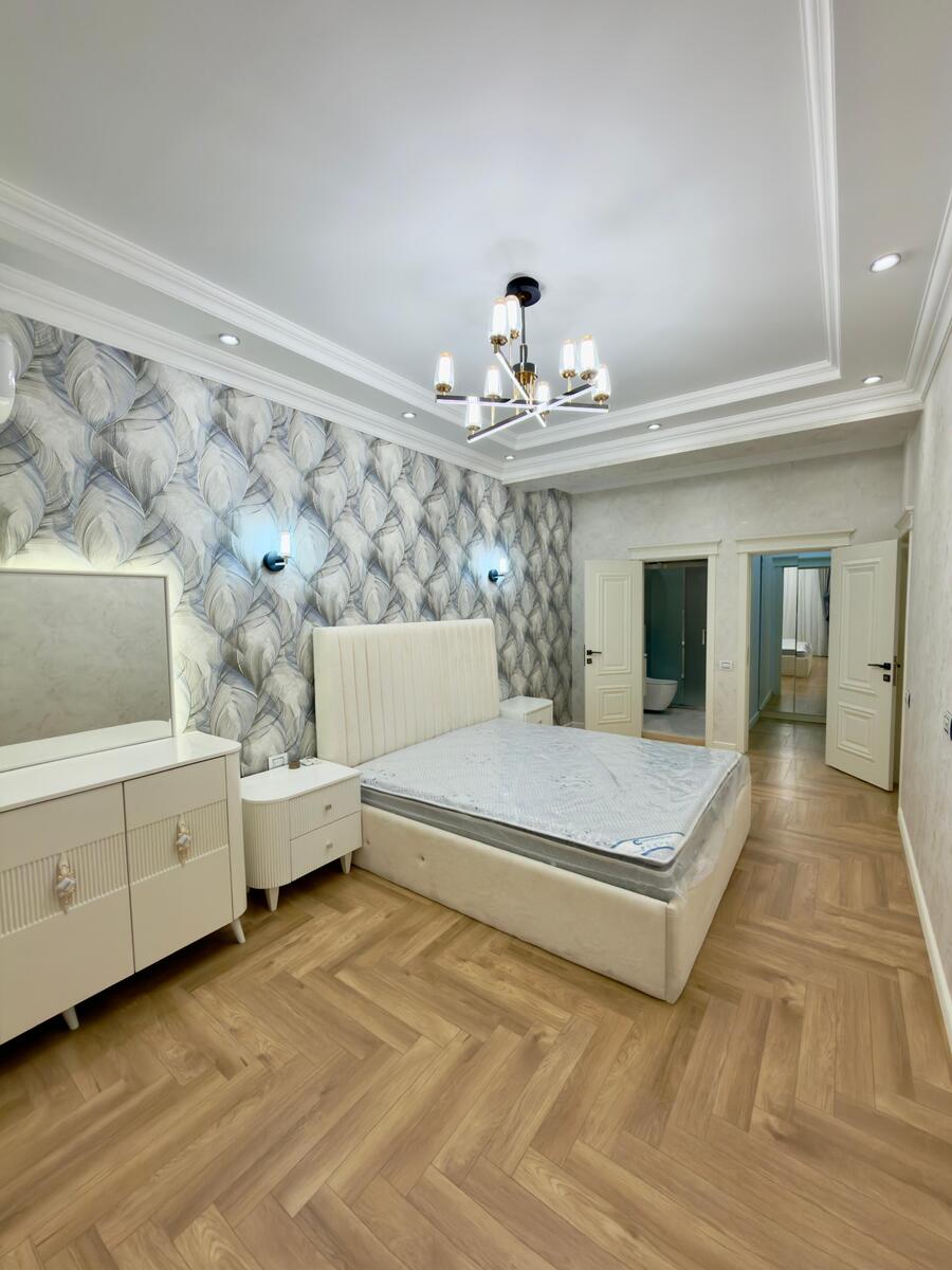 Satılır 4 otaqlı yeni tikili 182 m² — Mənzil, Bakı (10)