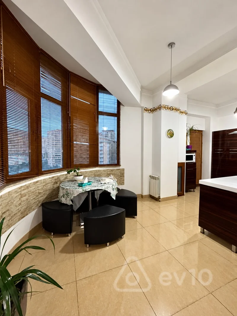 4 otaqlı mənzil, 168 m², Zahid Xəlilov küçəsi — Mənzil, Bakı (2)