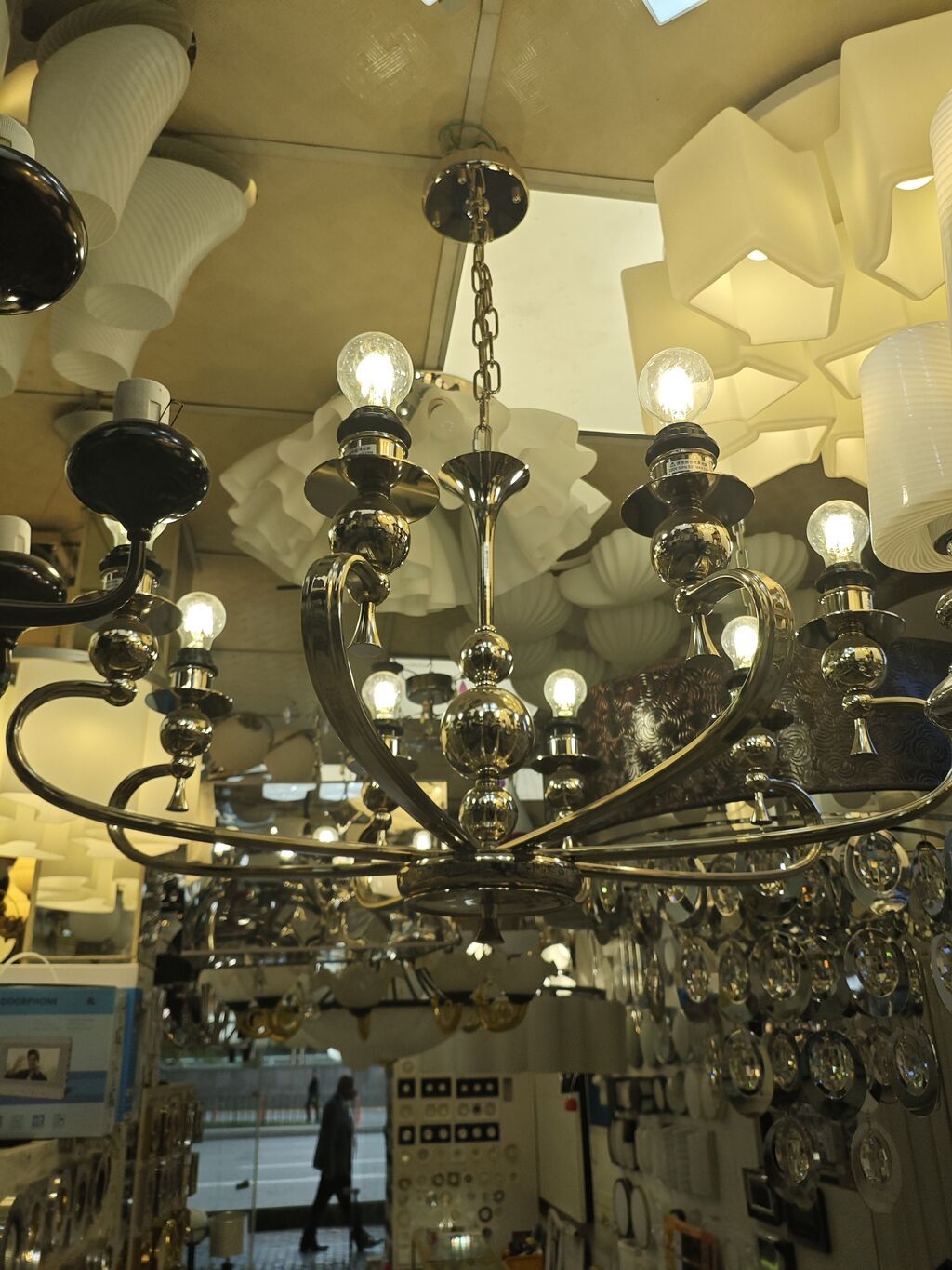 Çılçıraq, 8 lampa, Metal — Tavan is?qlar? v? cilc?raqlar, Bakı (5)