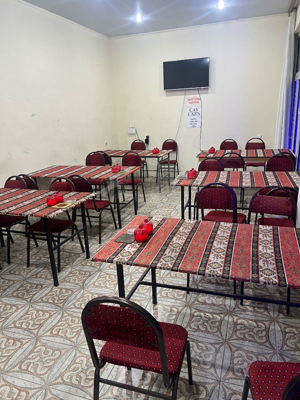 Çayxana ucun levazimatlar satilir baglandigi ucun deyerinden — Dondurma kamerası, Abşeron