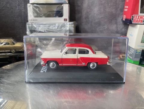Коллекционная модель GAZ- 21 Volga Red White 1964 — 70 ₼ · Bakı · Kolleksiyalar Коллекционная модель GAZ- 21 Volga Red White 1964 — Bakı
