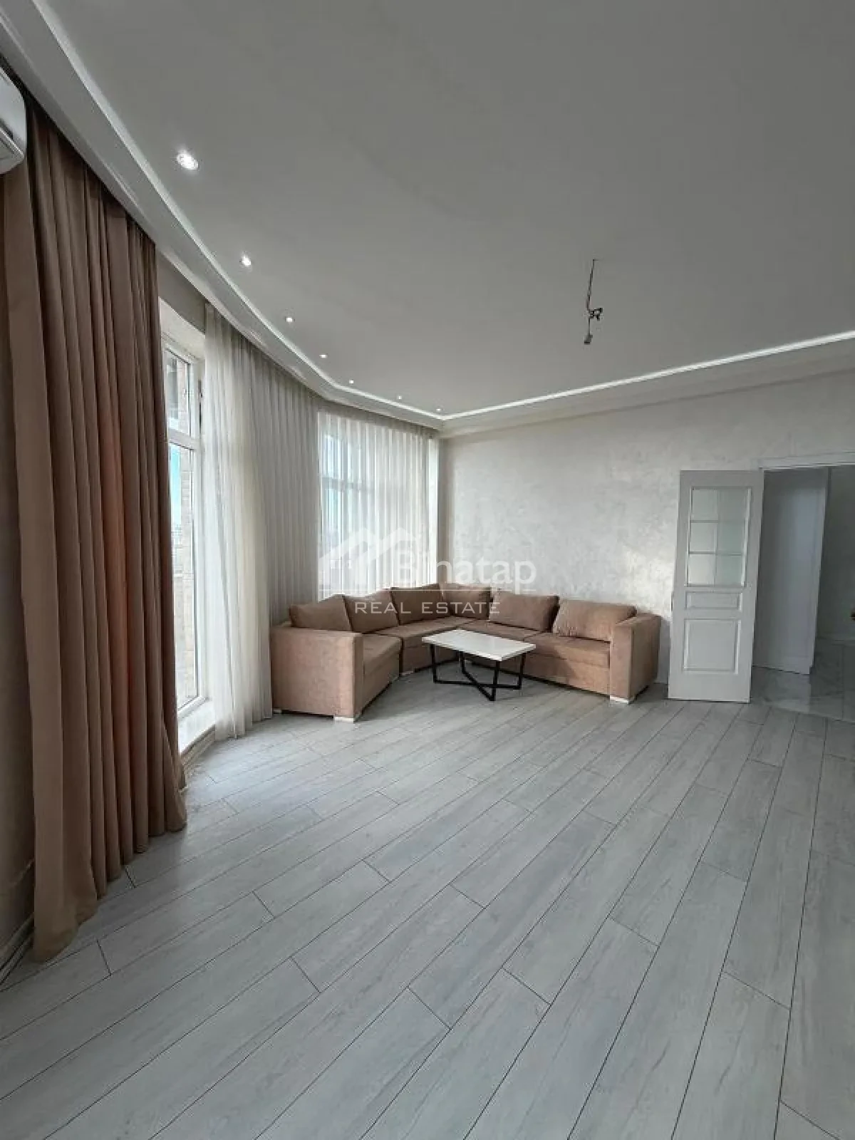 Satılır 3 otaqlı yeni tikili 120 m², İnşaatçılar metrosu, Yasamal rayonu — Mənzil, Bakı (3)