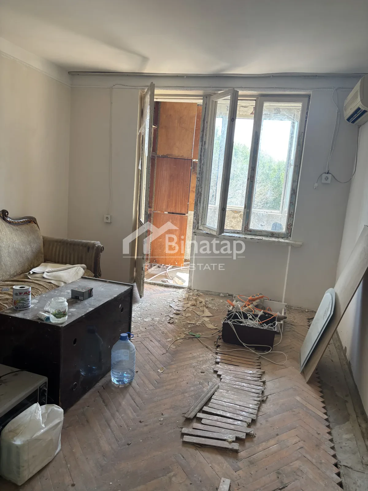 Satılır 2 otaqlı köhnə tikili 60 m², İnşaatçılar metrosu, Yasamal rayonu — Mənzil, Bakı (3)