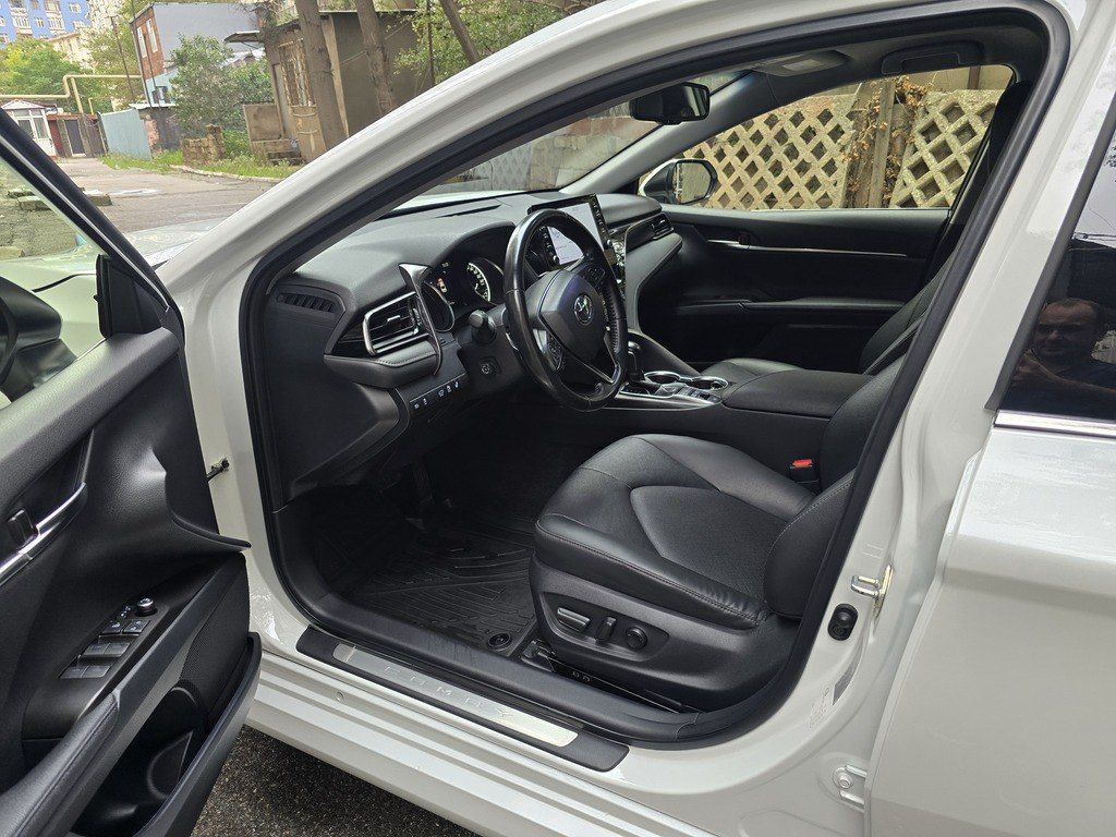 Toyota Camry, 2.5 L, 1.6 kWh, 2023 il, 40 700 km — Avtomobillər, Bakı (4)