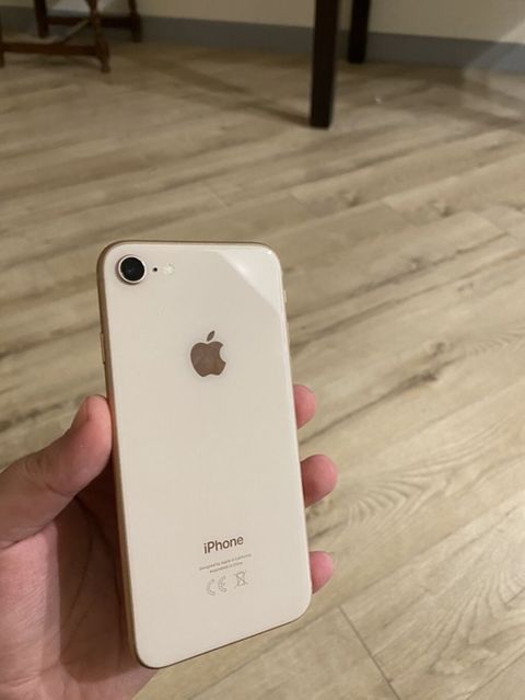 IPhone 8, 64 GB, Desert Titanium, Barmaq izi — Bakı