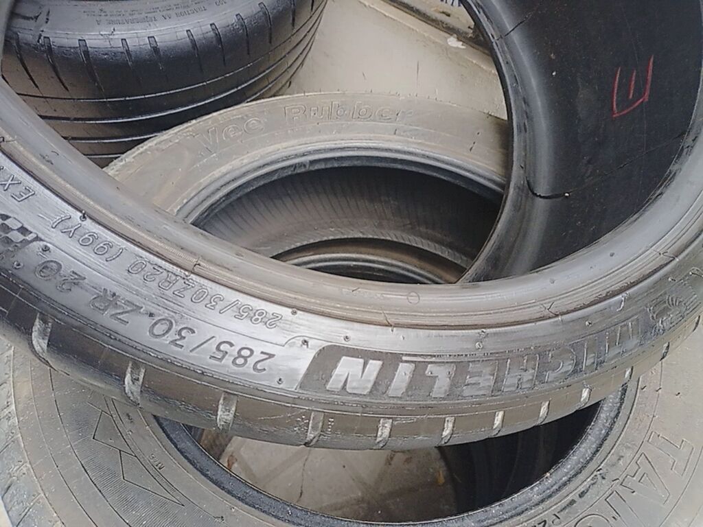 285 30 R20 Mişelin tekerleri 2eded qiymət 2sne aiddir — Şinlər, Bakı (4)