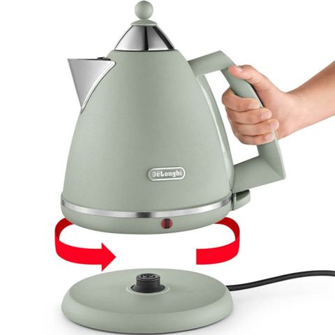 Çaydan Delonghi KBX2016 — 148 ₼ · Bakı · Ev texnikası Çaydan Delonghi KBX2016 — Bakı
