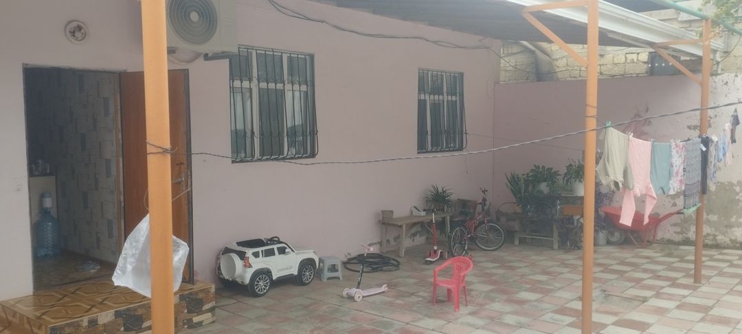 Satılır 4 otaqlı həyət evi/bağ evi 110 m² — Ev, villa, Bakı (2)