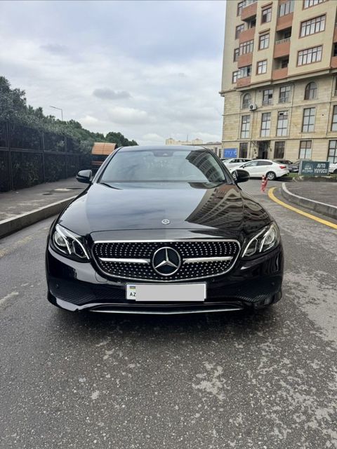 Mercedes E 300, 2.0 L, 2017 il, 208 000 km — 39 800 ₼ · Bakı · Avtomobillər Mercedes E 300, 2.0 L, 2017 il, 208 000 km — Bakı