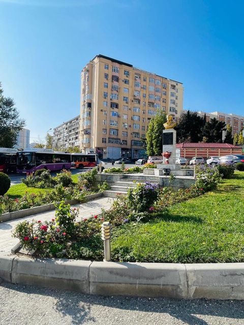 Satılır 3 otaqlı köhnə tikili 80 m² — Mənzil