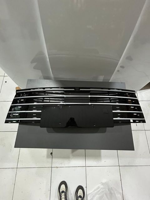 BYD ön radiator barmaqlığı — Bakı