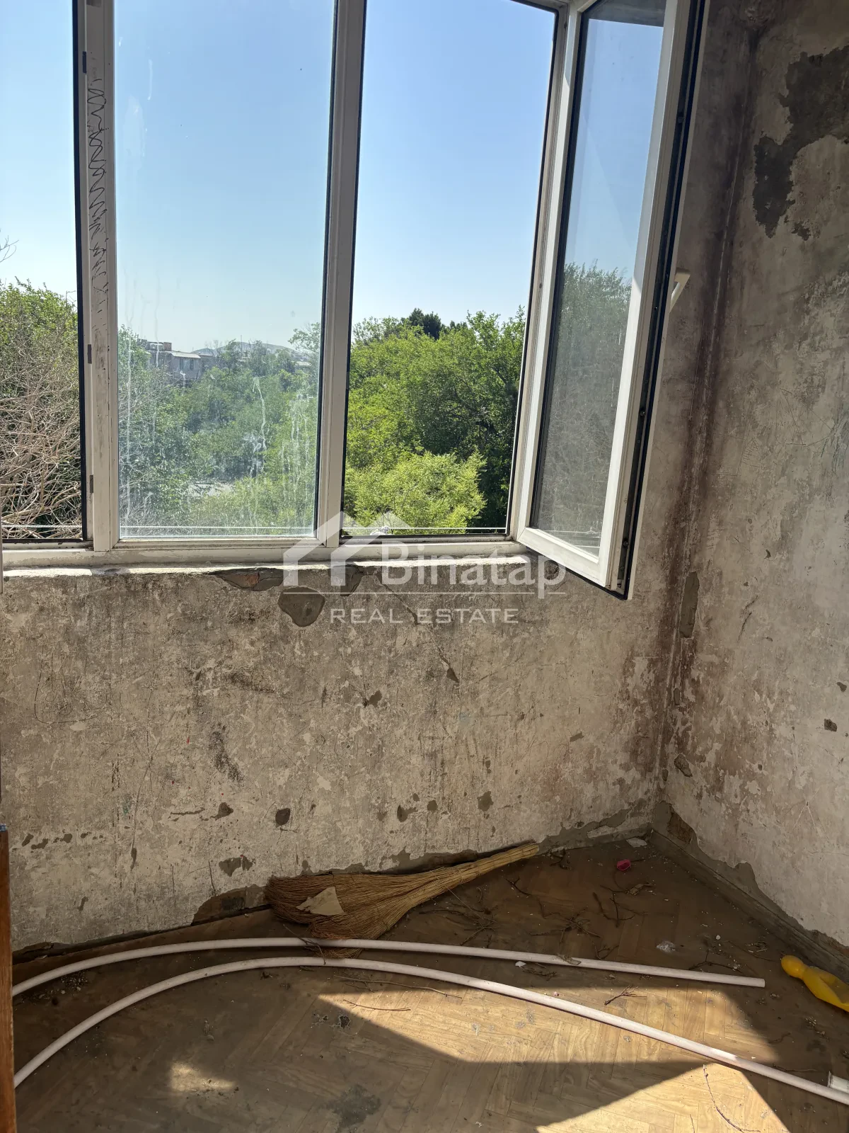 Satılır 2 otaqlı köhnə tikili 60 m², İnşaatçılar metrosu, Yasamal rayonu — Mənzil, Bakı (2)