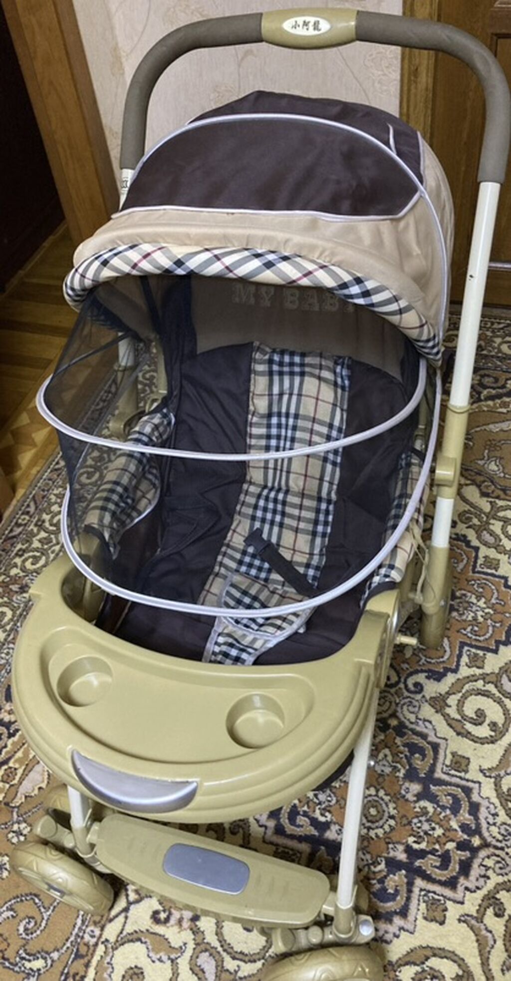 Uşaq arabası – “MY Baby” yazılı, bej-qəhvəyi rəng palitrası və dama — Arabalalar, Bakı (4)