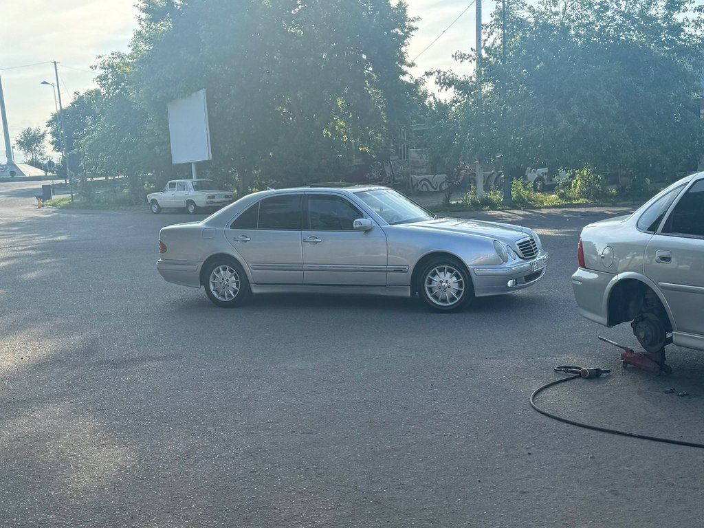 Mercedes E 220, 2.2 L, 2000 il, 450 623 km — Avtomobillər, Ağstafa (11)