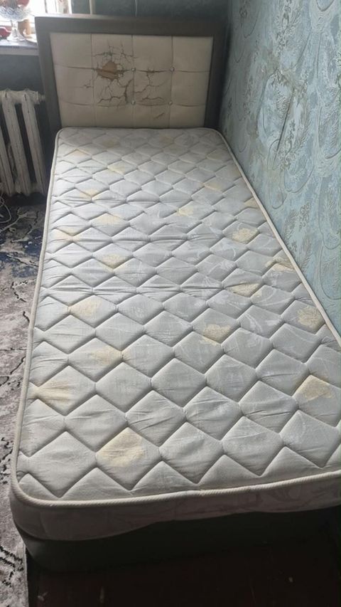 Hovsandadi satilir bazalidi Tək nəfərlik açılıb-bağlanan bazalı — 60 ₼ · Digah · Yataqlar Hovsandadi satilir bazalidi Tək nəfərlik açılıb-bağlanan bazalı — Digah
