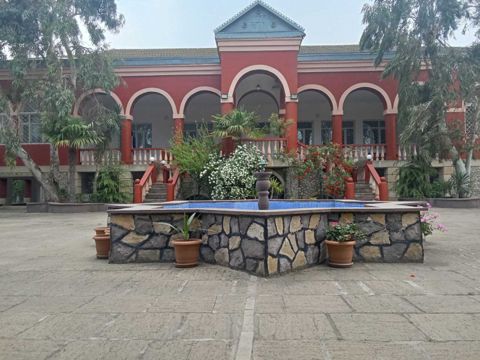 Satılır 5 otaqlı həyət evi/bağ evi 200 m² — 630 000 ₼ · Bakı · Ev, villa Satılır 5 otaqlı həyət evi/bağ evi 200 m² — Bakı