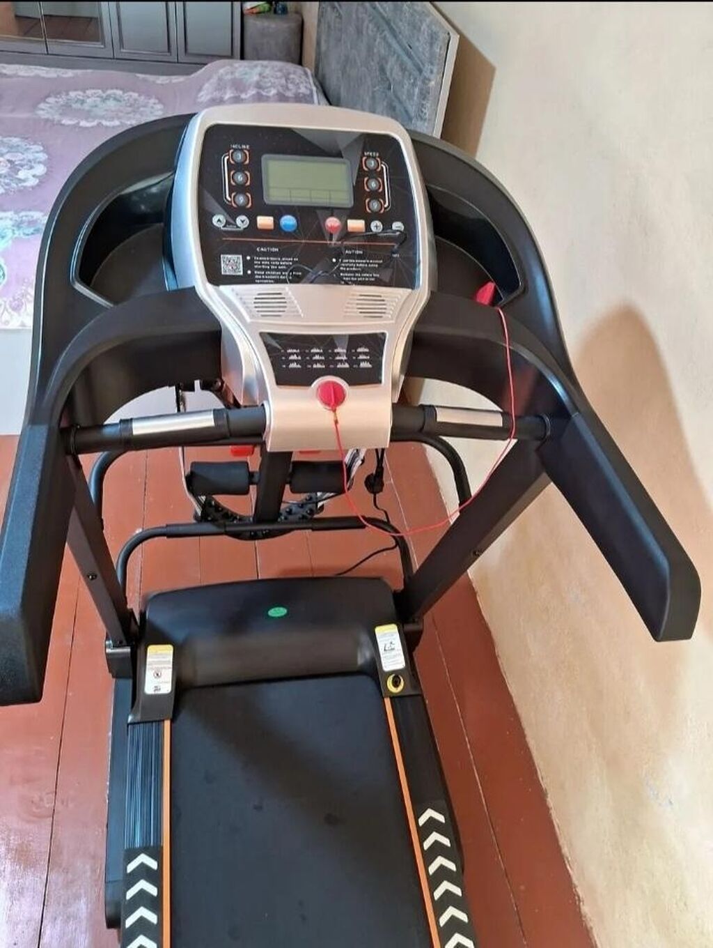 Qaçiş aparati 1400e alinib 800e satilir, yenidi istifade olunmadigi — Koşu simulyatorları, Bakı (2)