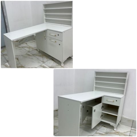 2 ədəd manikür masası satılır. 1i 150 Azn. 2 ay işlənib yeni kimidir — 150 ₼ · Digah · Salon mebeli 2 ədəd manikür masası satılır. 1i 150 Azn. 2 ay işlənib yeni kimidir — Digah