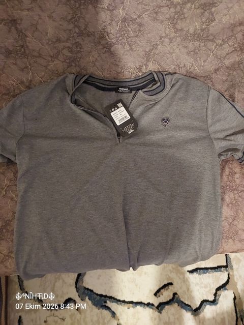 Futbolka, XL — 15 ₼ · Digah · Futbolka və polo Futbolka, XL — Digah