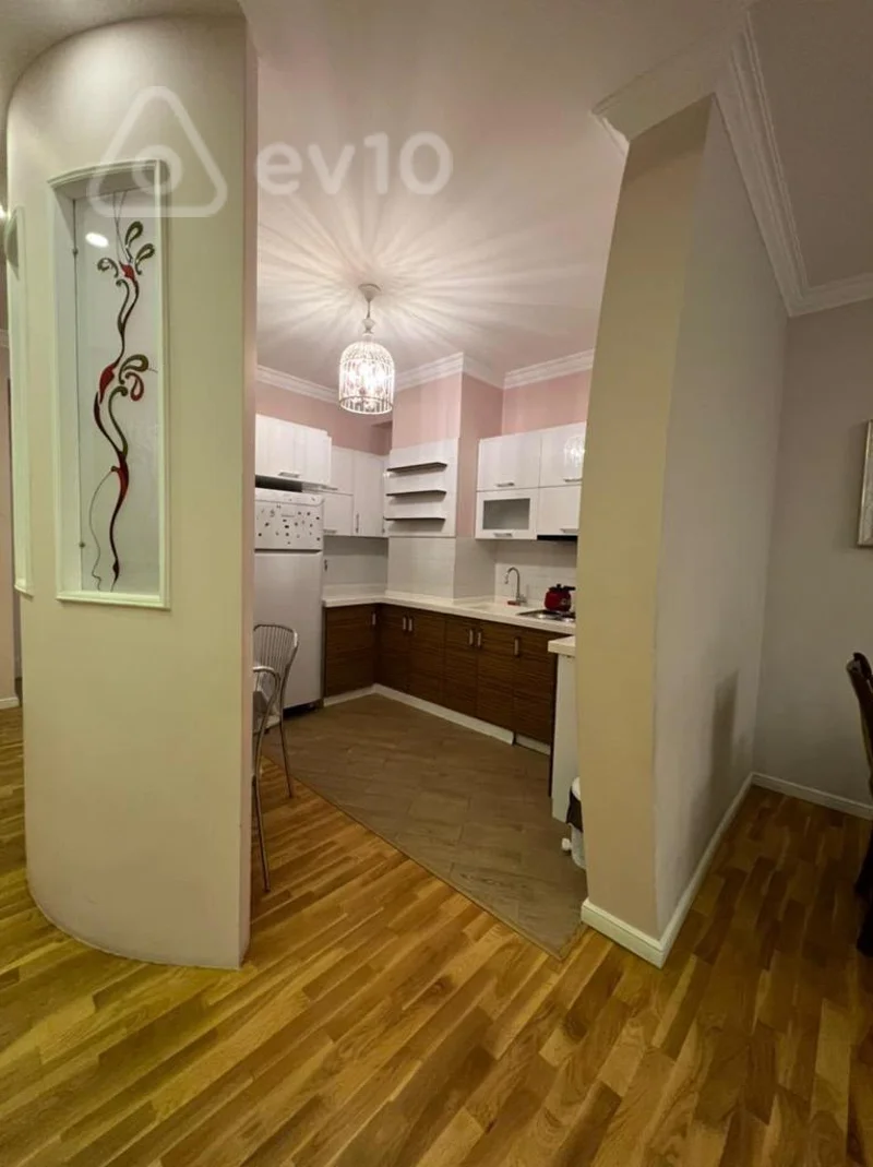 3 otaqlı mənzil, 120 m², 28 May küçəsi — kirayə — Mənzil, Bakı (6)