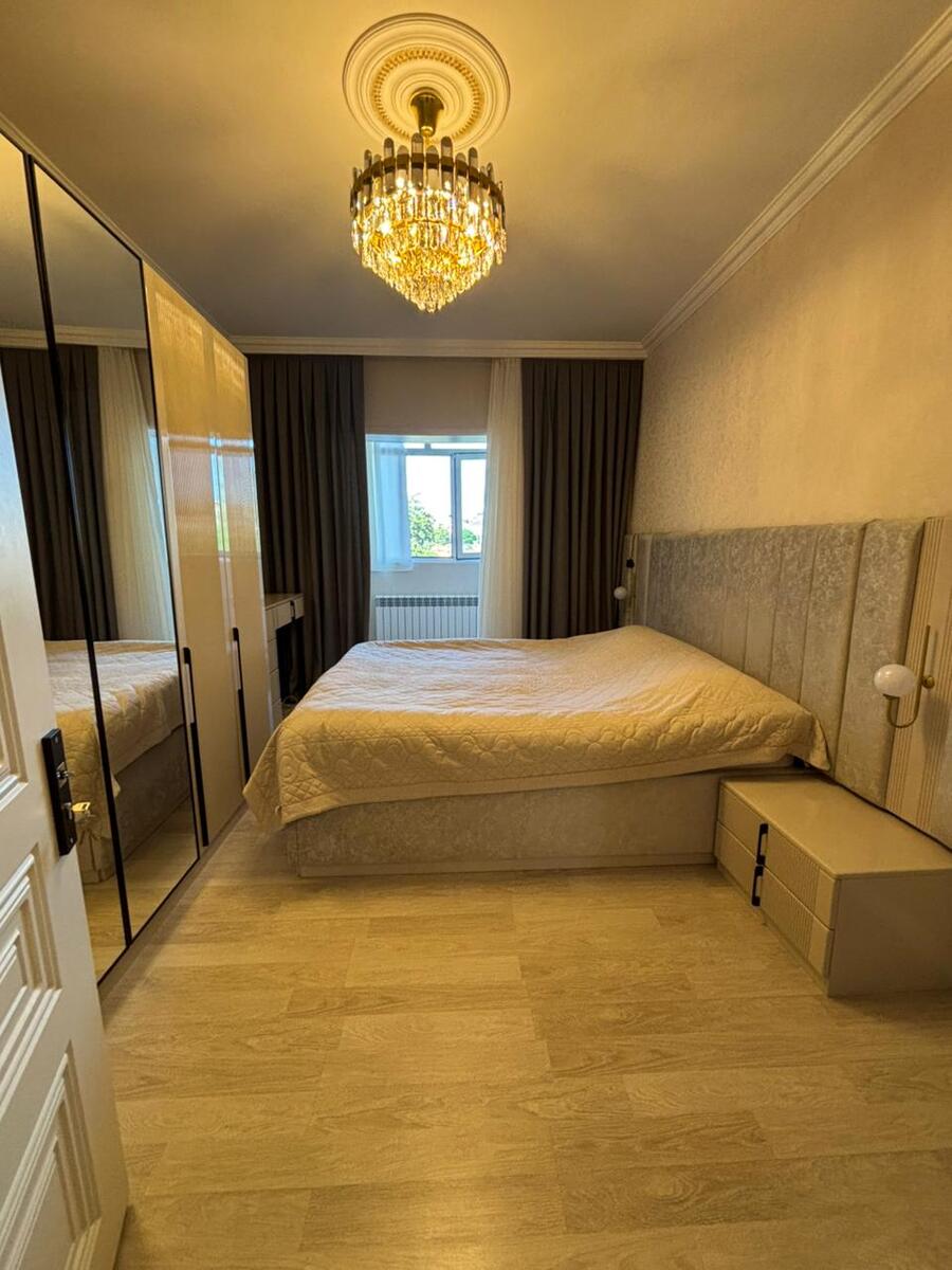 Satılır 2 otaqlı köhnə tikili 61 m² — Mənzil, Bakı (4)